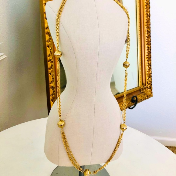 Vintage Mother of Pearl Bangle & Filigree Jewelry - Picture 2 of 11